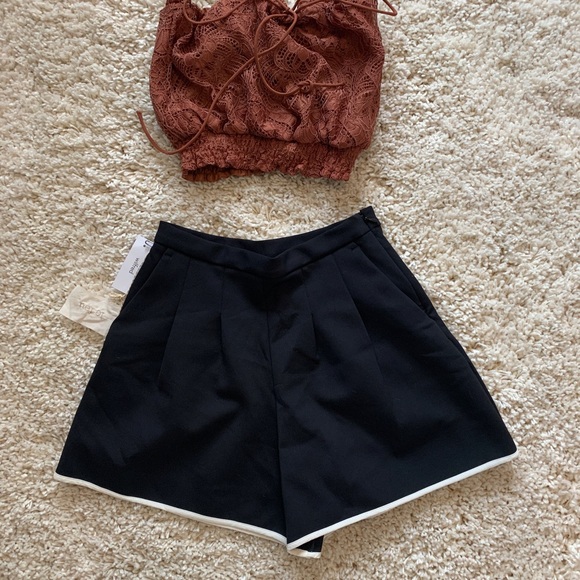 Aritzia Le Fou Rosemere Shorts black 0 xsmall - Picture 2 of 7